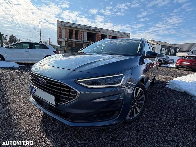 Second-hand Ford Focus Business Edition 120 CP (88 kW) 2023 Culoarealbastru Berlinǎ