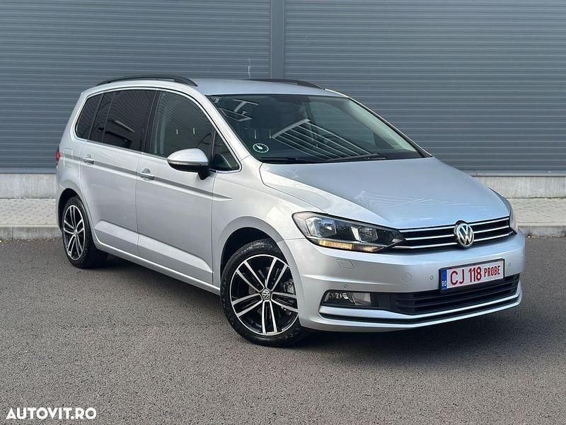 Culoaregri Utilizat 2017 VW Touran Comfortline Monovolum | 12.700 EUR (Puțin scump) - Imagine 1/4