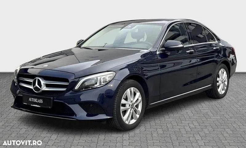 Culoarenegru Utilizat 2018 Mercedes C200 Berlinǎ | 26.000 EUR (Preț OK) - Imagine 1/4