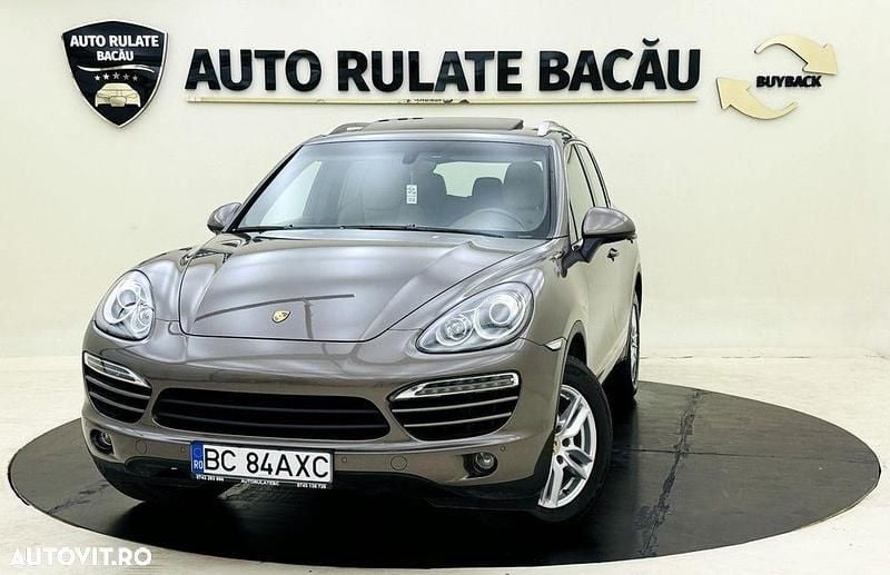 Culoaremaro Utilizat 2012 Porsche Cayenne SUV | 15.990 EUR - Imagine 1/4