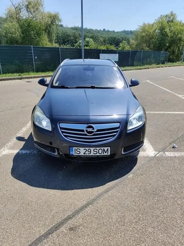 Second-hand Opel Insignia Sport 160 CP (117 kW) 2009 Albastru Break
