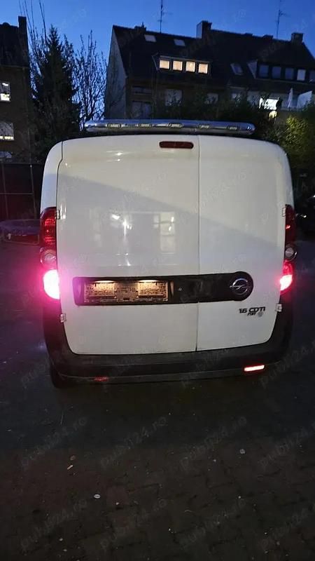 Second-hand Opel Combo 105 CP (77 kW) 2015 Van