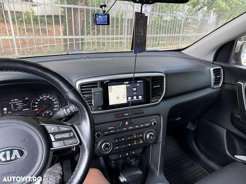 Second-hand Kia Sportage Classic 177 CP (130 kW) 2019 Culoaregalbeuriu SUV