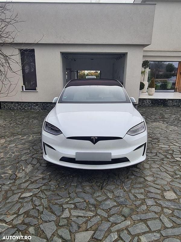 Second-hand Tesla Model X 14 kW (20 CP) 2022 Culoarealb SUV