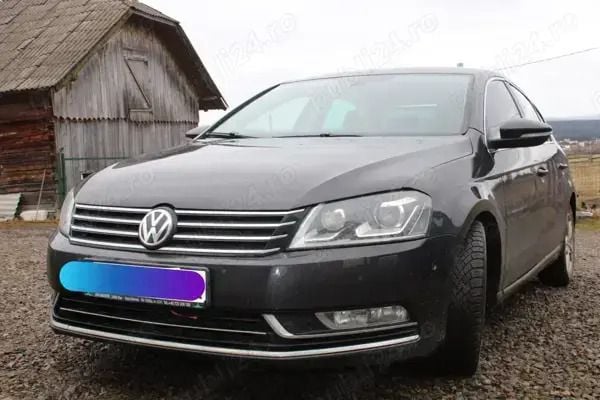 Utilizat 2011 VW Passat R-line Berlinǎ | 5.000 EUR (Super Preț) - Imagine 1/4