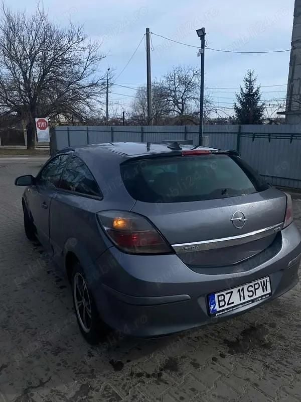Second-hand Opel Astra GTC Sport 90 CP (66 kW) 2005