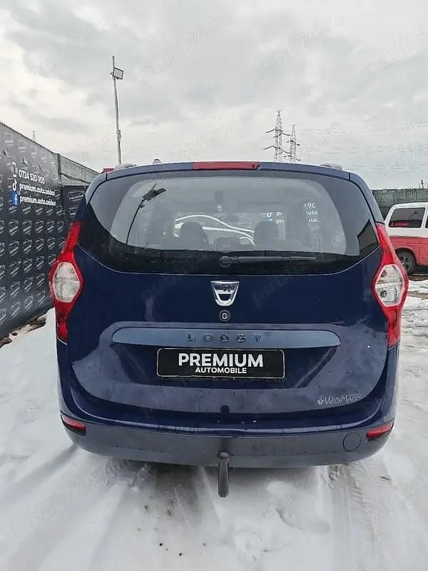 Second-hand Dacia Lodgy 90 CP (66 kW) 2012 Albastru Monovolum