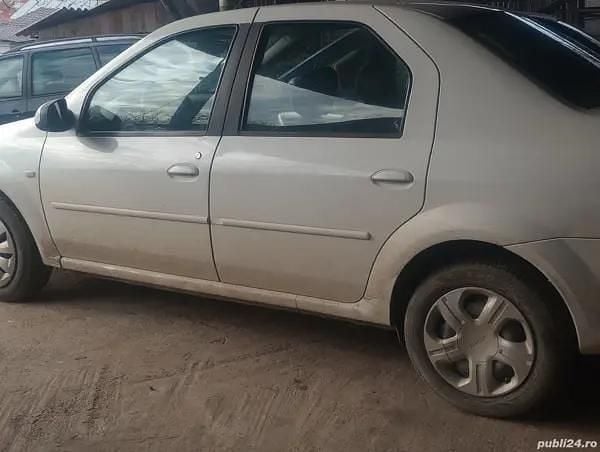 Second-hand Dacia Logan 75 CP (55 kW) 2012 Berlinǎ