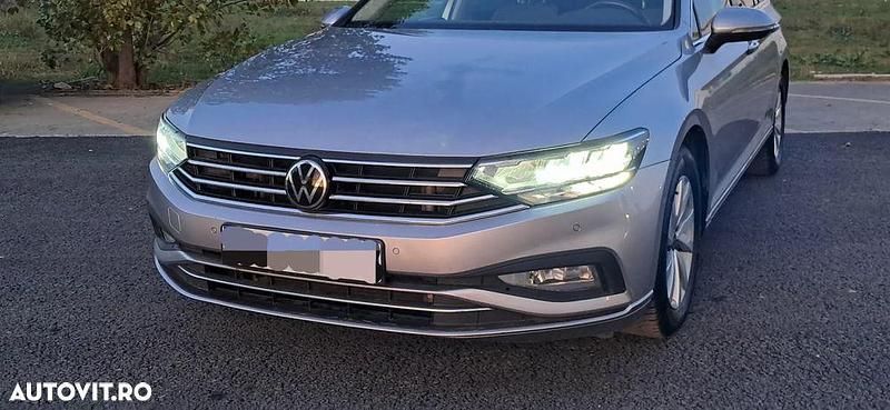 Second-hand VW Passat 150 CP (110 kW) 2023 Culoareargint Break