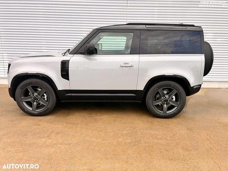 Nouă Land Rover Defender SE Dynamic 249 CP (183 kW) 2025 Culoaregri SUV