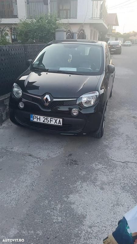 Negru Utilizat 2014 Renault Twingo Hatchback | 3.800 EUR - Imagine 1/4