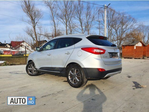 Gri Utilizat 2014 Hyundai ix35 SUV | 9.950 EUR (Preț OK) - Imagine 1/4