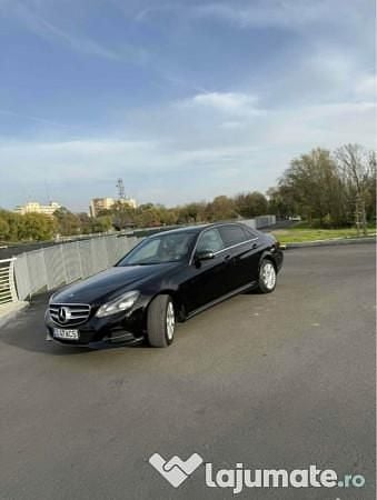 Second-hand 2015 Mercedes E220 Berlinǎ | 12.000 EUR - Imagine 1/4