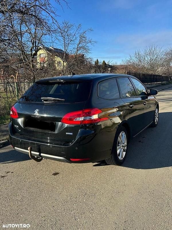 Second-hand Peugeot 308 Allure 120 CP (88 kW) 2015 Culoarenegru Break