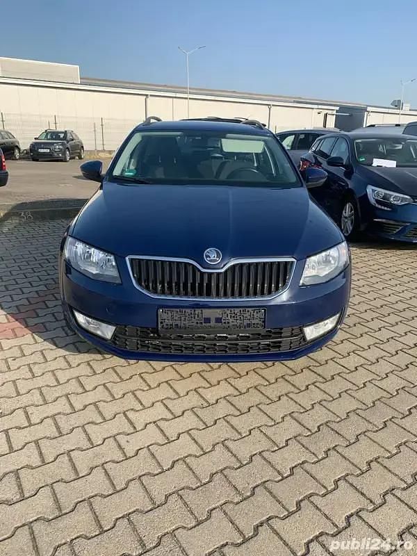 Albastru Utilizat 2014 Skoda Octavia Classic Break | 5.999 EUR (Puțin scump) - Imagine 1/4