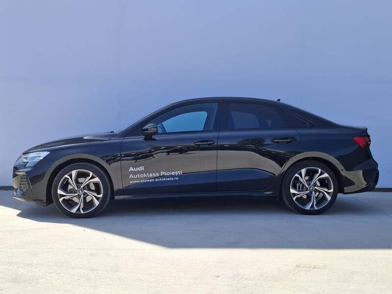 Nouă Audi A3 S-Line 150 CP (110 kW) 2025 Negru  metalic