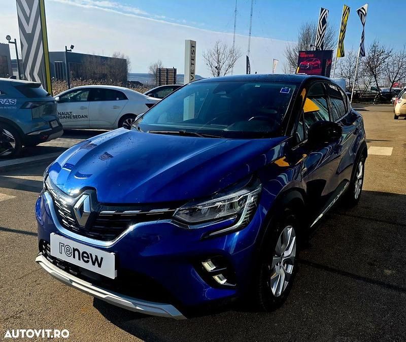 Second-hand Renault Captur Engineered 160 CP (117 kW) 2022 Culoarealbastru SUV