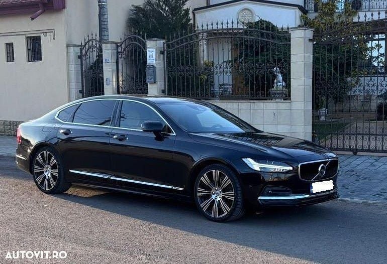 Second-hand Volvo S90 Inscription 300 CP (220 kW) 2022 Culoarenegru Berlinǎ