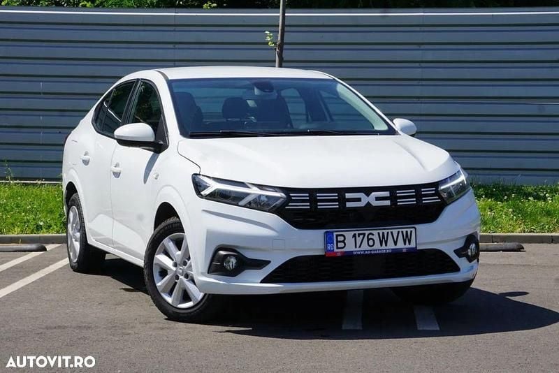 Culoarealb Utilizat 2023 Dacia Logan Expression Hatchback | 11.000 EUR (Preț OK) - Imagine 1/4