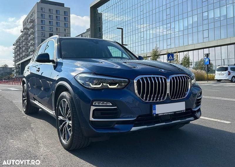 Culoarealbastru Utilizat 2019 BMW X5 xLine SUV | 37.900 EUR - Imagine 1/4