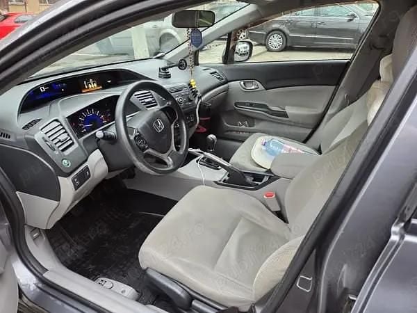 Second-hand Honda Civic 141 CP (103 kW) 2015 Berlinǎ