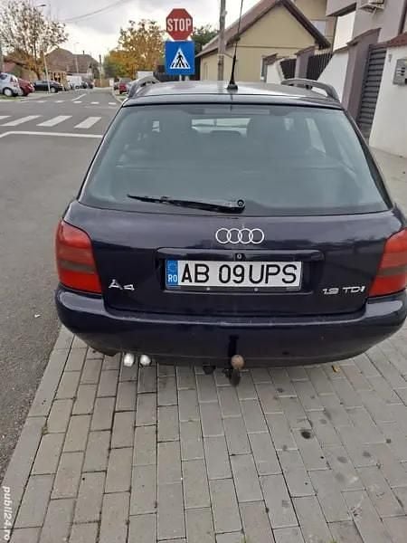Utilizat 1998 Audi A4 Break | 3.000 EUR - Imagine 1/4