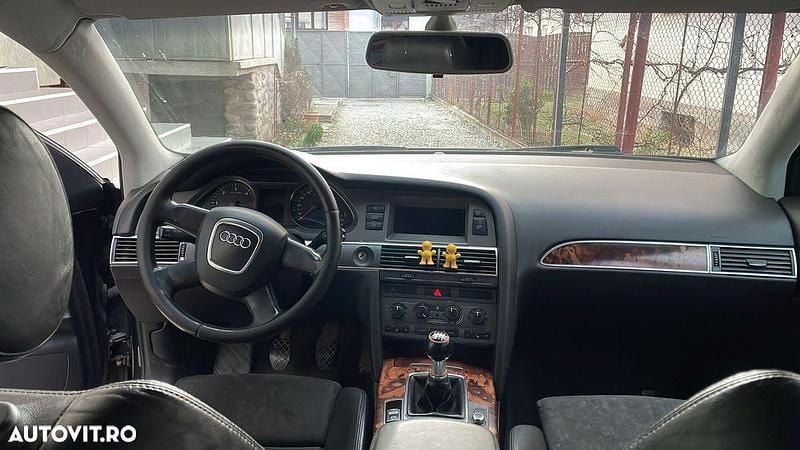 Second-hand Audi A6 140 CP (102 kW) 2005 Culoarenegru Berlinǎ