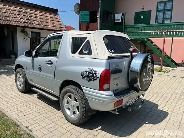 Utilizat 2000 Suzuki Grand Vitara SUV | 3.750 EUR - Imagine 1/4