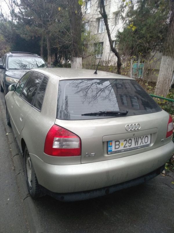 Second-hand Audi A3 105 CP (77 kW) 2003 Bej Hatchback