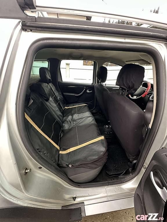 Second-hand Dacia Duster 110 CP (80 kW) 2011 Gri SUV