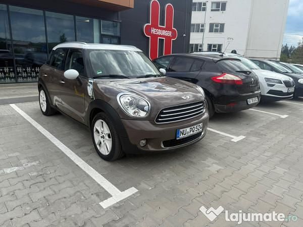 Maro Utilizat 2010 Mini Cooper Countryman SUV | 4.990 EUR - Imagine 1/4
