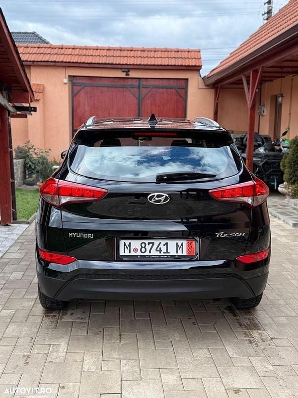 Second-hand Hyundai Tucson Select 132 CP (97 kW) 2018 Culoarenegru SUV