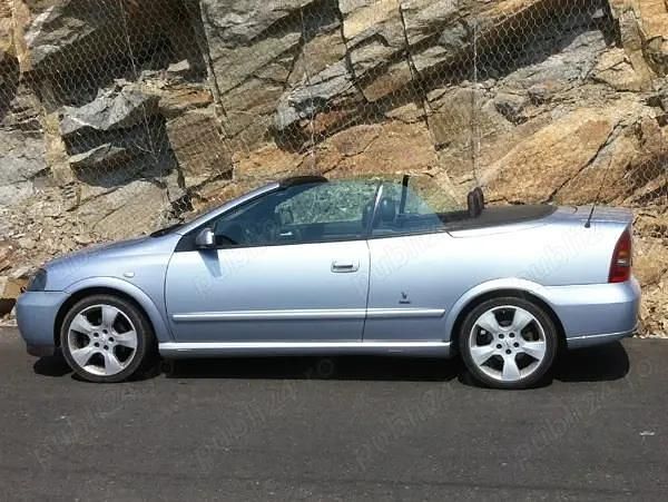 Gri Utilizat 2002 Opel Astra Cabrio | 9.800 EUR - Imagine 1/4