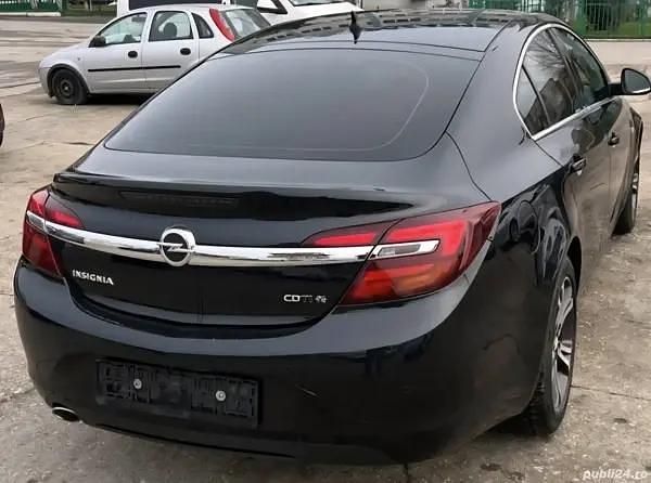 Negru Utilizat 2016 Opel Insignia Berlinǎ | 9.500 EUR (Preț OK) - Imagine 1/4