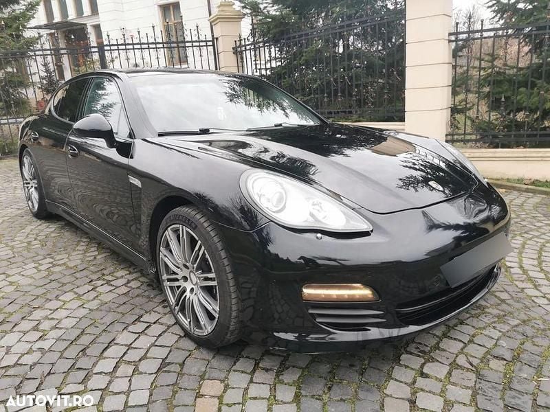 Second-hand Porsche Panamera 300 CP (220 kW) 2011 Culoarenegru Berlinǎ