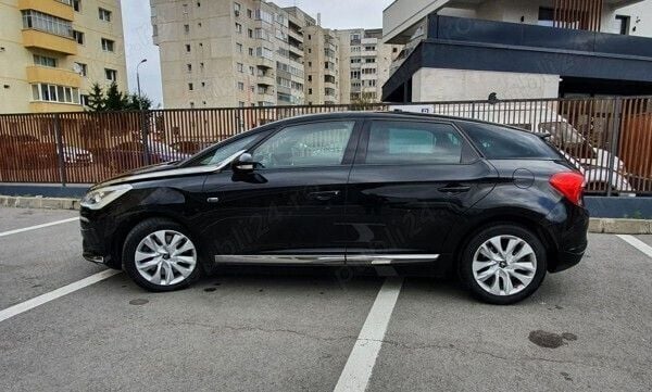 Second-hand Citroën DS5 200 CP (147 kW) 2012 Hatchback