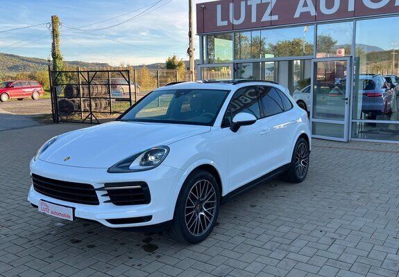 Alb Utilizat 2020 Porsche Cayenne S SUV | 79.890 EUR - Imagine 1/4