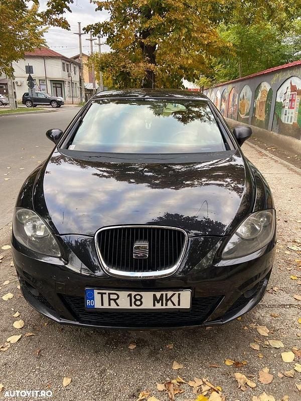 Culoarenegru Utilizat 2011 Seat Leon Hatchback | 4.200 EUR (Preț OK) - Imagine 1/4