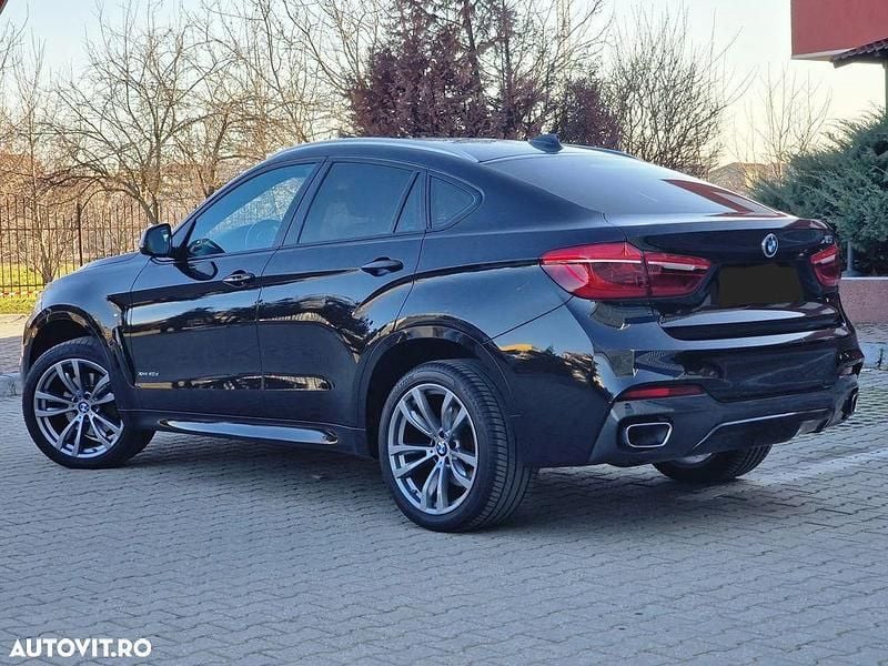 Second-hand BMW X6 Comfort Edition 313 CP (230 kW) 2018 Culoarenegru SUV