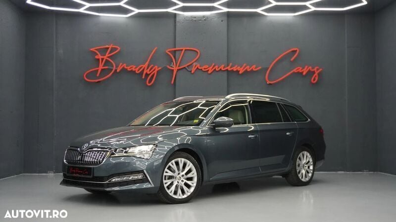 Gri Utilizat 2020 Skoda Superb Ambition Break | 20.900 EUR - Imagine 1/4
