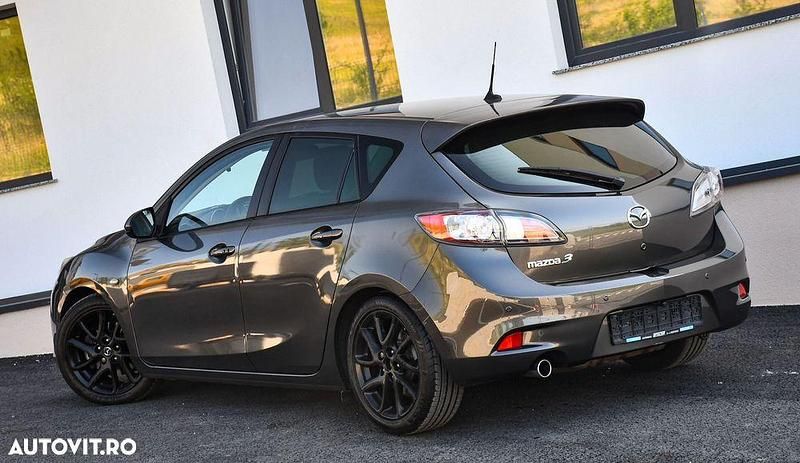 Second-hand Mazda 3 Sports-Line 150 CP (110 kW) 2012 Culoaregri Hatchback