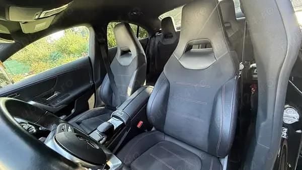 Negru Utilizat 2020 Mercedes CLA200 Berlinǎ | 33.300 EUR - Imagine 1/4