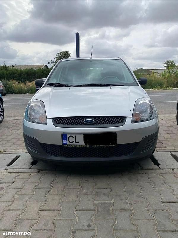 Culoaregri Utilizat 2007 Ford Fiesta Hatchback | 2.000 EUR (Preț OK) - Imagine 1/4
