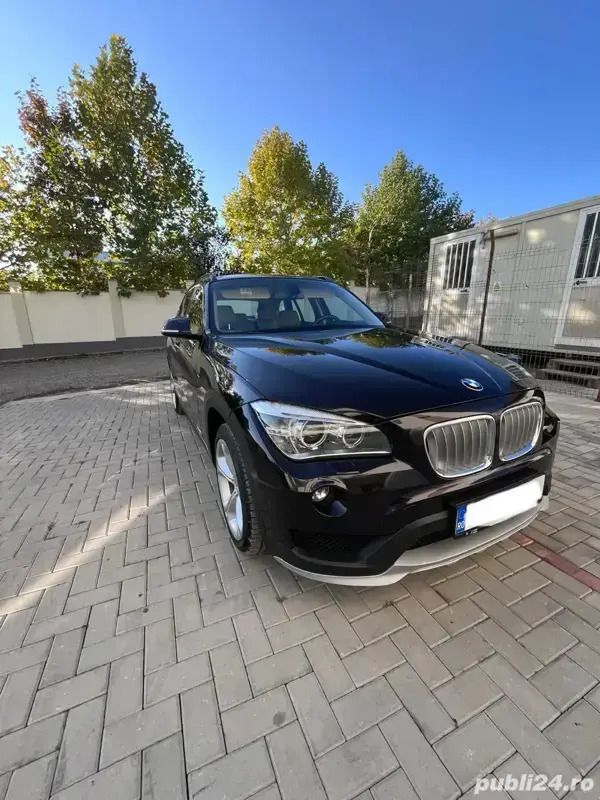 Utilizat 2015 BMW X1 SUV | 13.000 EUR (Preț OK) - Imagine 1/4