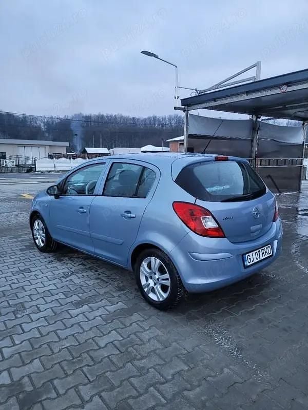 Second-hand Opel Corsa 68 CP (50 kW) 2007 Albastru Hatchback