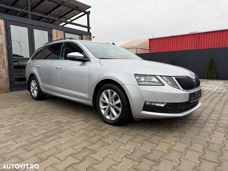 Culoareargint Second-hand 2020 Skoda Octavia Ambition Break | 12.499 EUR (Preț OK) - Imagine 1/4