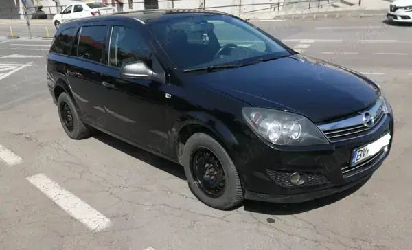 Utilizat 2010 Opel Astra Break | 2.300 EUR (Preț OK) - Imagine 1/4