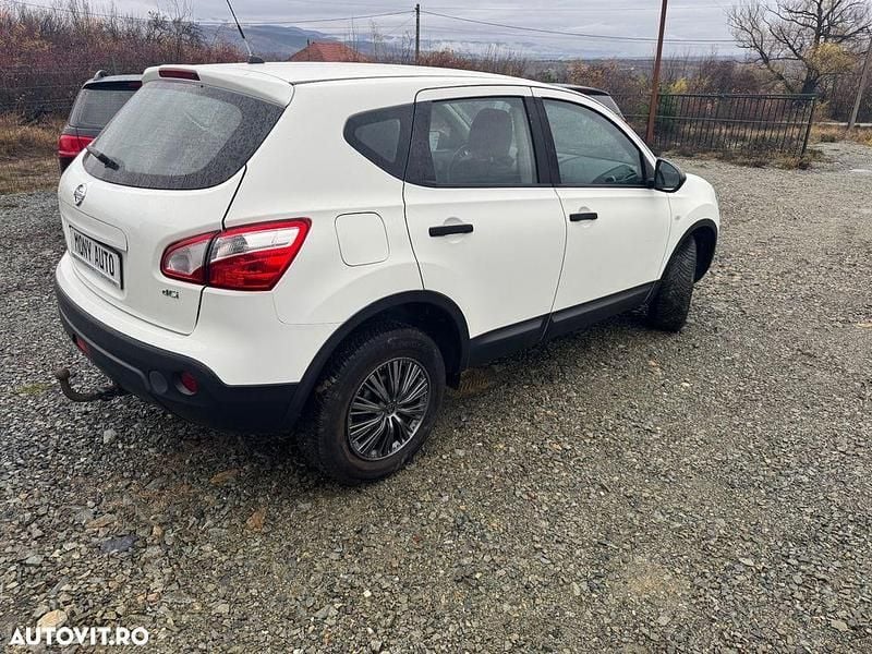 Second-hand Nissan Qashqai Acenta 110 CP (80 kW) 2012 Culoarealb SUV