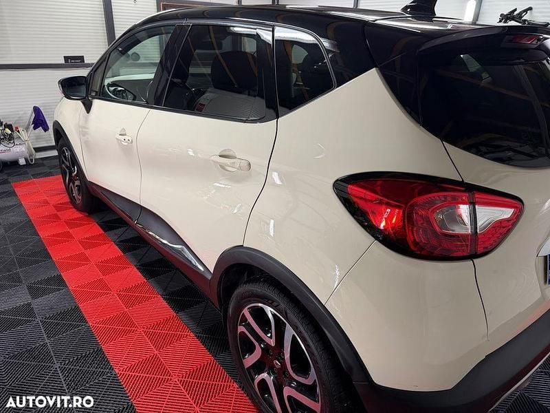 Second-hand Renault Captur Expression 90 CP (66 kW) 2015 Culoarebej SUV