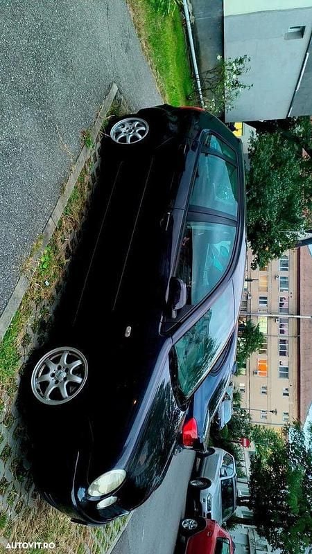 Culoarenegru Utilizat 2004 VW Polo Cricket | 1.600 EUR (Super Preț) - Imagine 1/4
